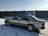 Mercedes-Benz E 230 1985 года за 1 250 000 тг. в Алматы – фото 3