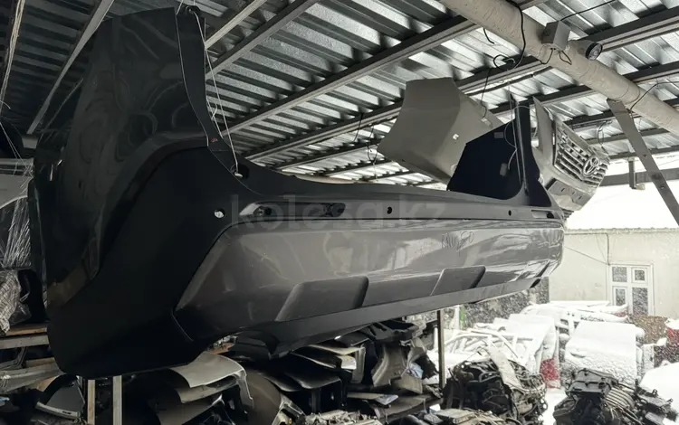 Бампер задний в сборе за 200 000 тг. в Алматы