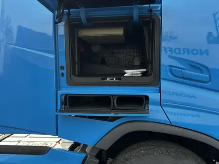 Volvo  F-Series 2019 года за 42 000 000 тг. в Алматы – фото 25