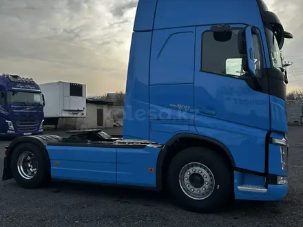 Volvo  F-Series 2019 года за 42 000 000 тг. в Алматы – фото 27
