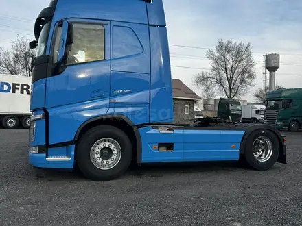 Volvo  F-Series 2019 года за 42 000 000 тг. в Алматы – фото 36
