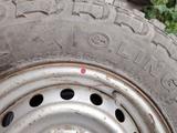 Грязевые шины с шипами за 95 000 тг. в Астана – фото 2