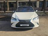 Lexus ES 250 2019 года за 16 500 000 тг. в Алматы