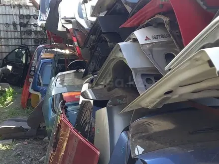 Крышка багажника за 20 000 тг. в Костанай