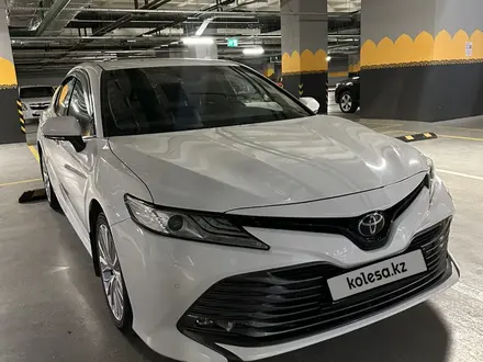 Toyota Camry 2018 года за 13 500 000 тг. в Астана – фото 11