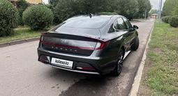 Hyundai Sonata 2023 года за 15 800 000 тг. в Астана – фото 2