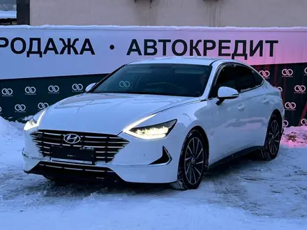 Hyundai Sonata 2022 года за 13 500 000 тг. в Алматы