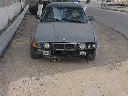 BMW 525 1989 года за 1 100 000 тг. в Балхаш – фото 2