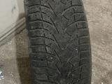 Зимние шины шипы за 200 000 тг. в Астана – фото 2