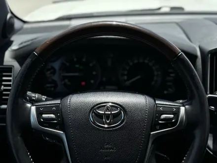 Toyota Land Cruiser 2017 года за 35 000 000 тг. в Актау – фото 14