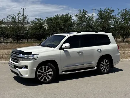 Toyota Land Cruiser 2017 года за 35 000 000 тг. в Актау