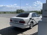 Mercedes-Benz E 230 1995 года за 1 950 000 тг. в Урджар