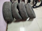 Зимние шипованные шины Gislaved 205/65 R16 за 80 000 тг. в Усть-Каменогорск