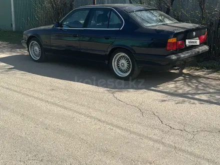 BMW 525 1994 года за 2 700 000 тг. в Алматы – фото 2