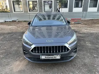 JAC J7