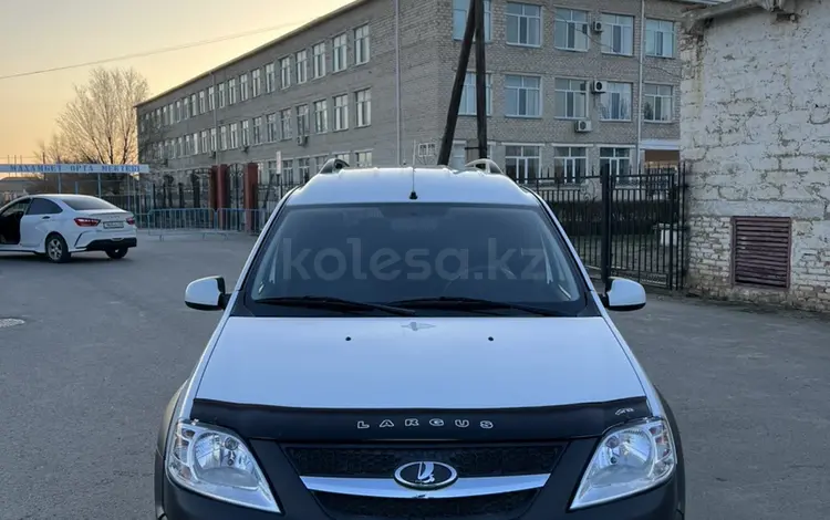 ВАЗ (Lada) Largus Cross 2018 годаfor5 100 000 тг. в Атырау