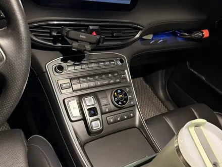 Hyundai Santa Fe 2023 года за 18 200 000 тг. в Астана – фото 2