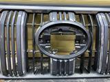 Решётка радиатора на Toyota Prado 2018 — 2022 ORIGINAL за 120 000 тг. в Алматы – фото 2