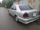 Mercedes-Benz C 200 1996 годаүшін900 000 тг. в Алматы – фото 5