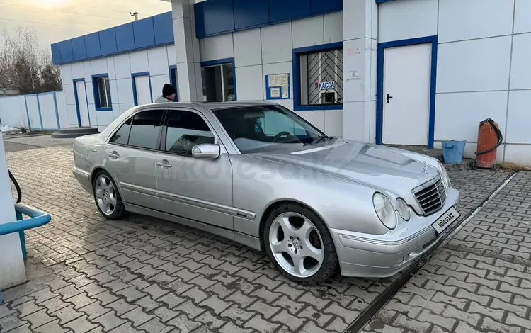 Mercedes-Benz E 320 2001 годаүшін6 000 000 тг. в Тараз