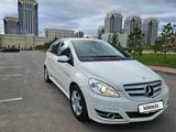 Mercedes-Benz B 180 2011 годаүшін4 700 000 тг. в Астана