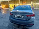 Hyundai Accent 2019 годаfor7 800 000 тг. в Алматы – фото 5