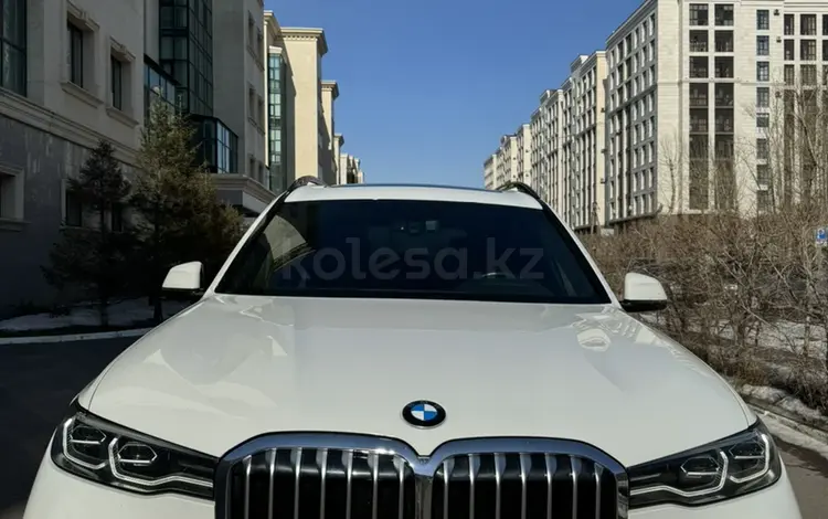 BMW X7 2019 года за 38 000 000 тг. в Астана