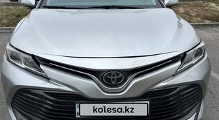 Toyota Camry 2019 года за 9 400 000 тг. в Астана