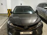 Toyota Camry 2020 года за 15 400 000 тг. в Алматы