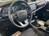 Toyota Hilux Standart 2025 года за 26 890 000 тг. в Алматы – фото 3