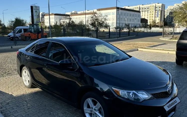 Toyota Camry 2013 года за 8 700 000 тг. в Атырау