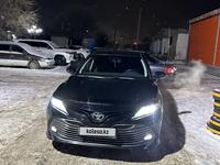 Toyota Camry 2019 годаүшін13 000 000 тг. в Актобе