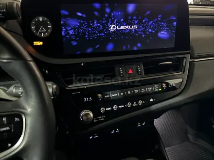 Lexus ES 250 2022 года за 26 000 000 тг. в Астана – фото 6