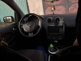 Ford Fiesta 2004 годаүшін2 100 000 тг. в Костанай – фото 3