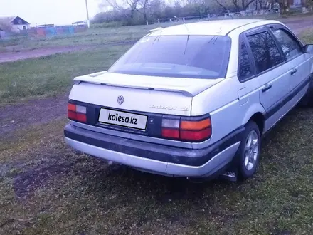 Volkswagen Passat 1991 годаүшін1 550 000 тг. в Петропавловск – фото 2