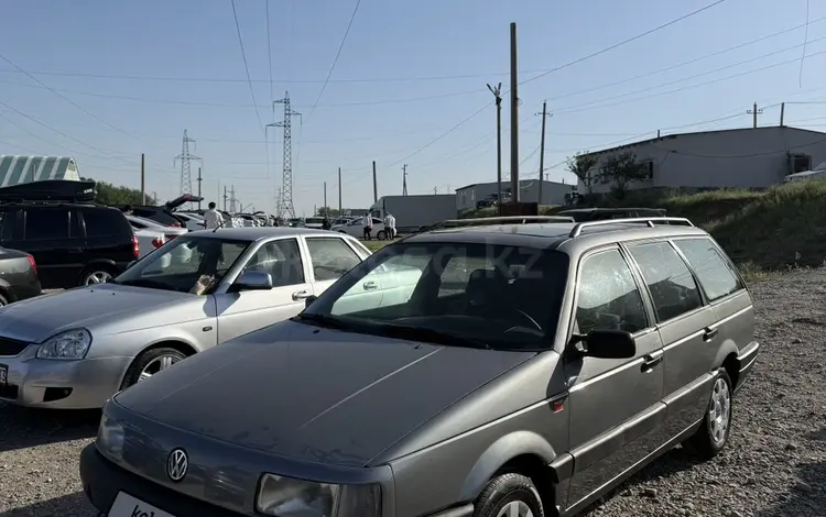 Volkswagen Passat 1993 года за 1 700 000 тг. в Шымкент