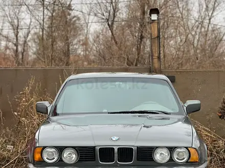 BMW 520 1990 года за 1 350 000 тг. в Лисаковск – фото 3