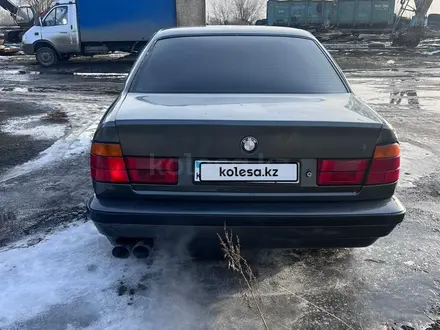 BMW 520 1990 года за 1 350 000 тг. в Лисаковск – фото 2