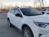 Toyota RAV4 2017 года за 10 800 000 тг. в Усть-Каменогорск – фото 4