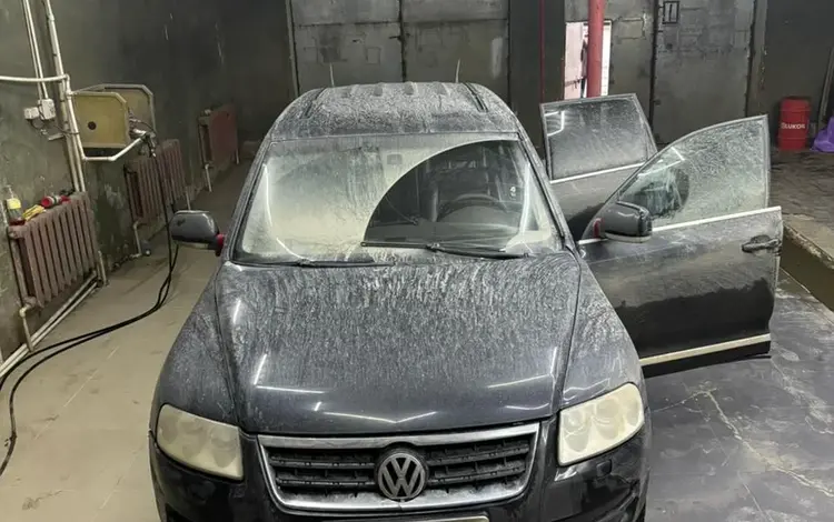 Volkswagen Touareg 2005 года за 3 000 000 тг. в Актобе