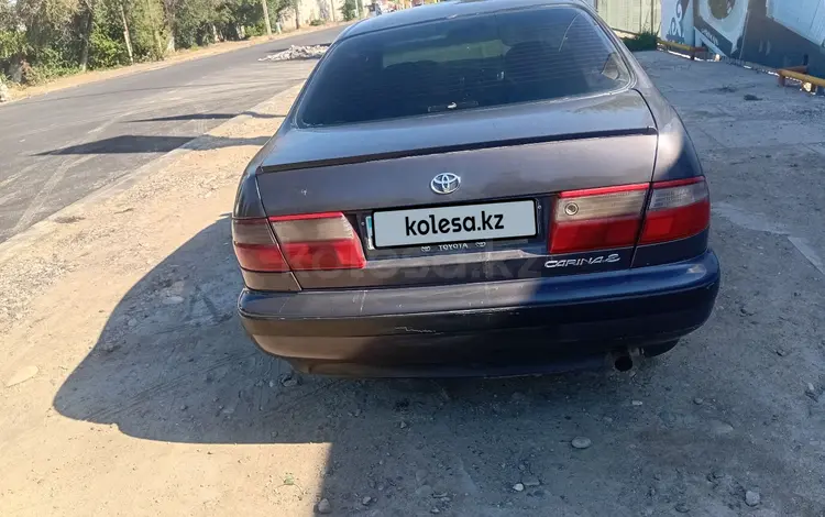 Toyota Carina E 1995 годаүшін1 400 000 тг. в Тараз
