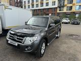 Mitsubishi Pajero 2012 годаүшін12 500 000 тг. в Астана – фото 2