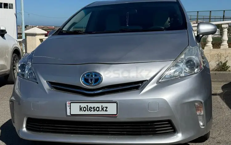 Toyota Prius V 2013 года за 5 500 000 тг. в Актау