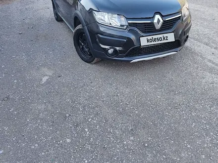 Renault Sandero 2015 года за 3 900 000 тг. в Караганда – фото 12