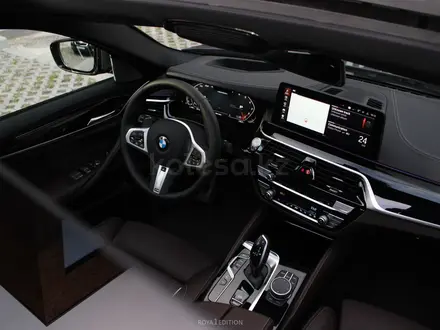 BMW 550 2022 года за 56 000 000 тг. в Алматы – фото 48