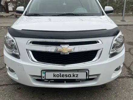 Chevrolet Cobalt 2022 года за 6 350 000 тг. в Жезказган – фото 2