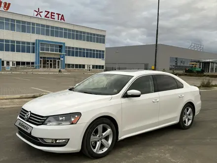 Volkswagen Passat 2013 года за 6 400 000 тг. в Актобе – фото 2