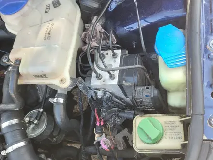 Volkswagen Passat 2000 года за 1 950 000 тг. в Шымкент – фото 9