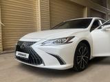 Lexus ES 250 2022 года за 21 500 000 тг. в Астана