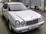 Mercedes-Benz E 230 1997 годаүшін2 700 000 тг. в Алматы – фото 2